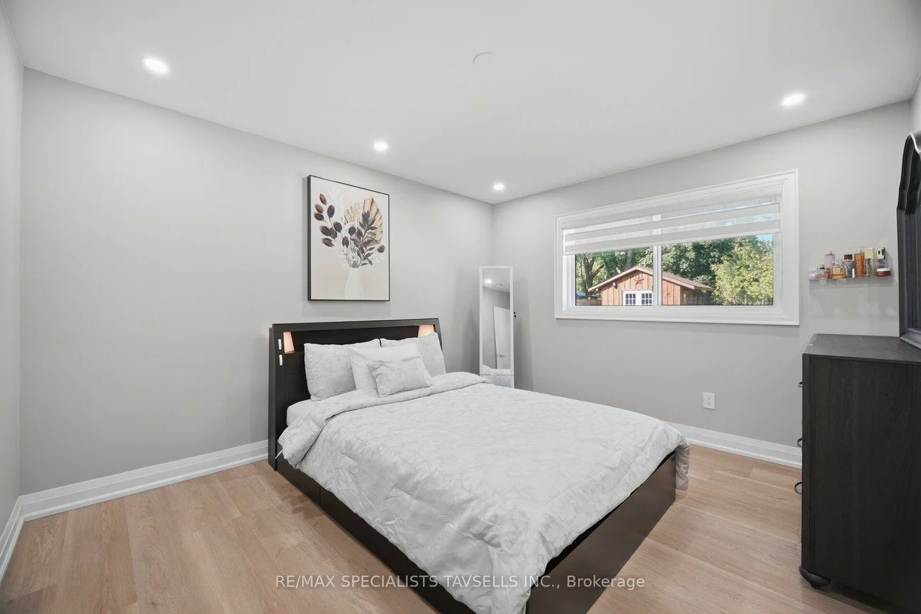 6, Maple Grove, Caledon Village, Caledon