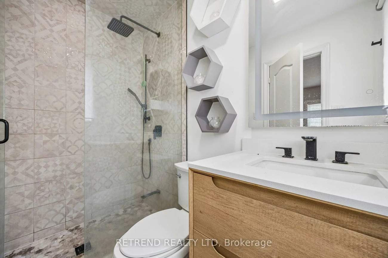 27, Terrastone, Bolton West, Caledon