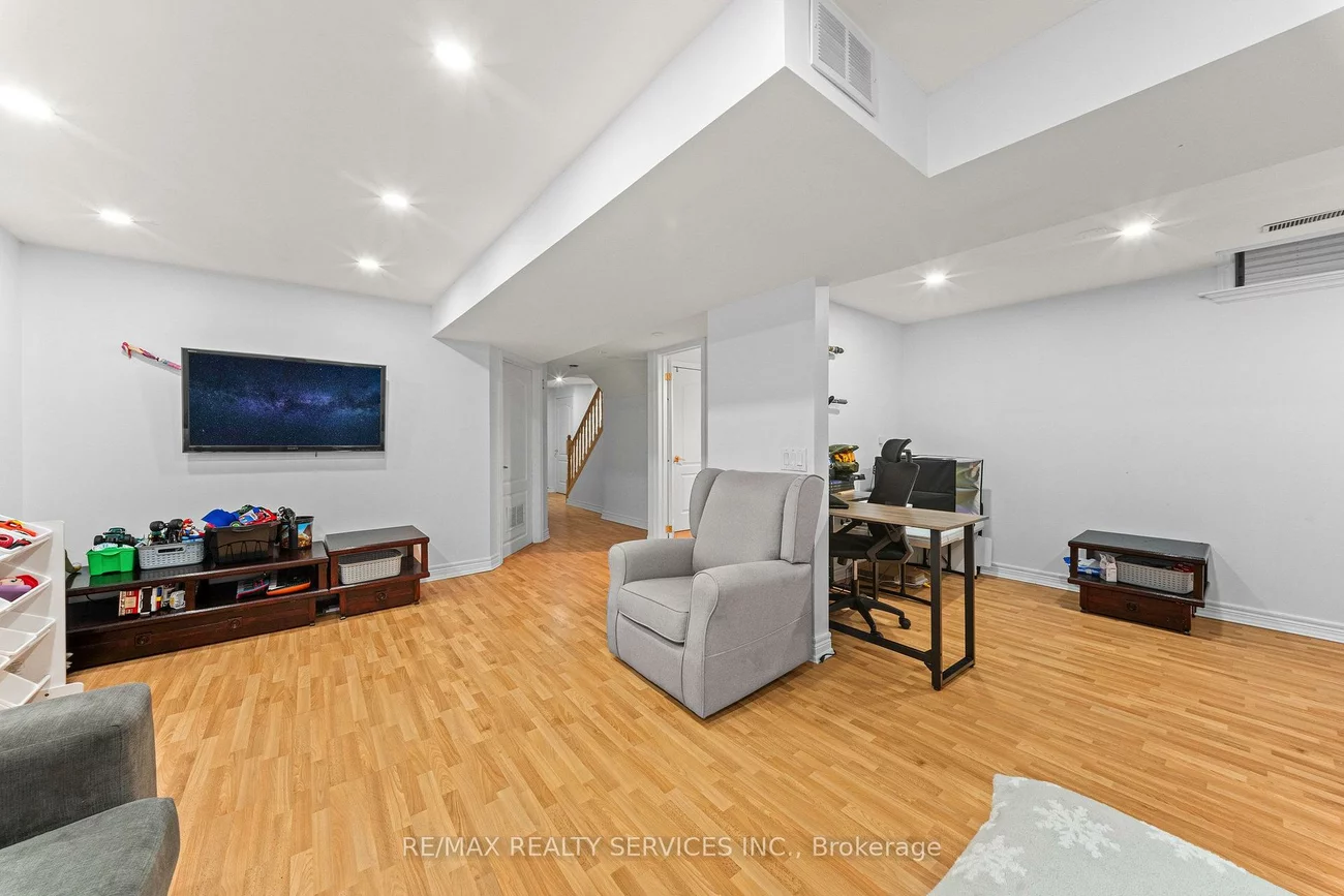 24, Wakely, Bolton West, Caledon