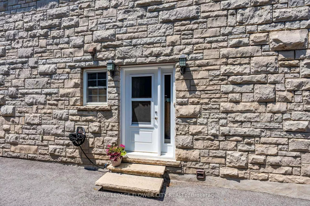 15626, Mclaughlin, Inglewood, Caledon