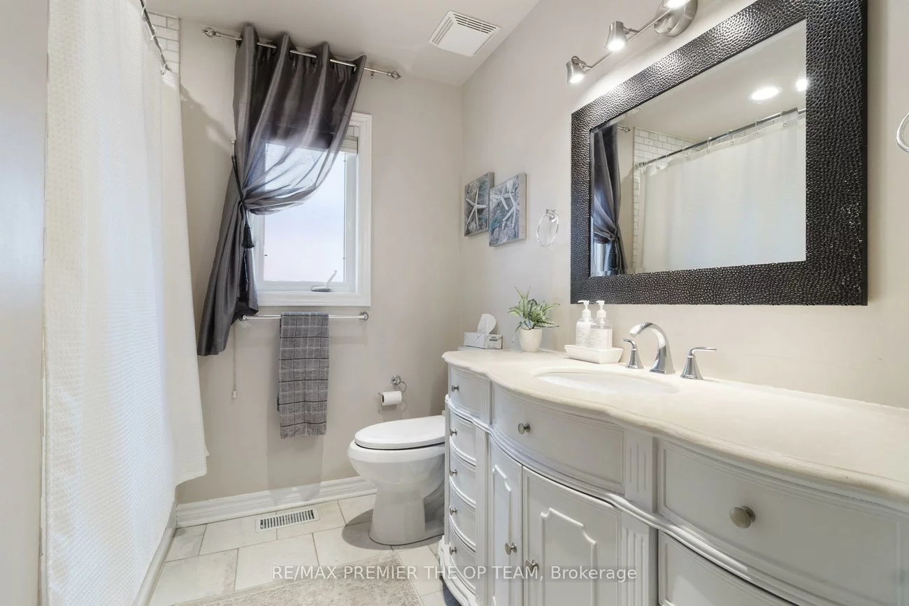 5, Southbury Manor, Bolton East, Caledon