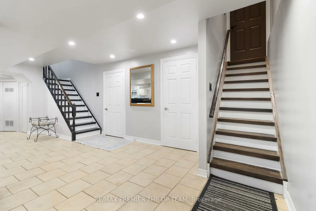 5, Southbury Manor, Bolton East, Caledon