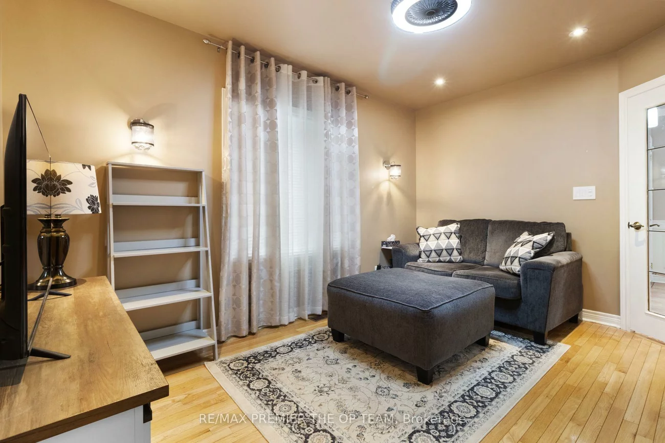 5, Southbury Manor, Bolton East, Caledon