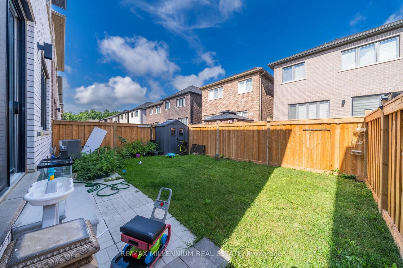 20, Calabria, Rural Caledon, Caledon