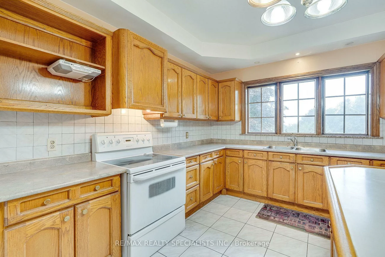 11, Prince Andrew, Rural Caledon, Caledon