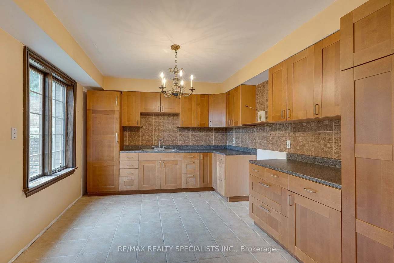 11, Prince Andrew, Rural Caledon, Caledon