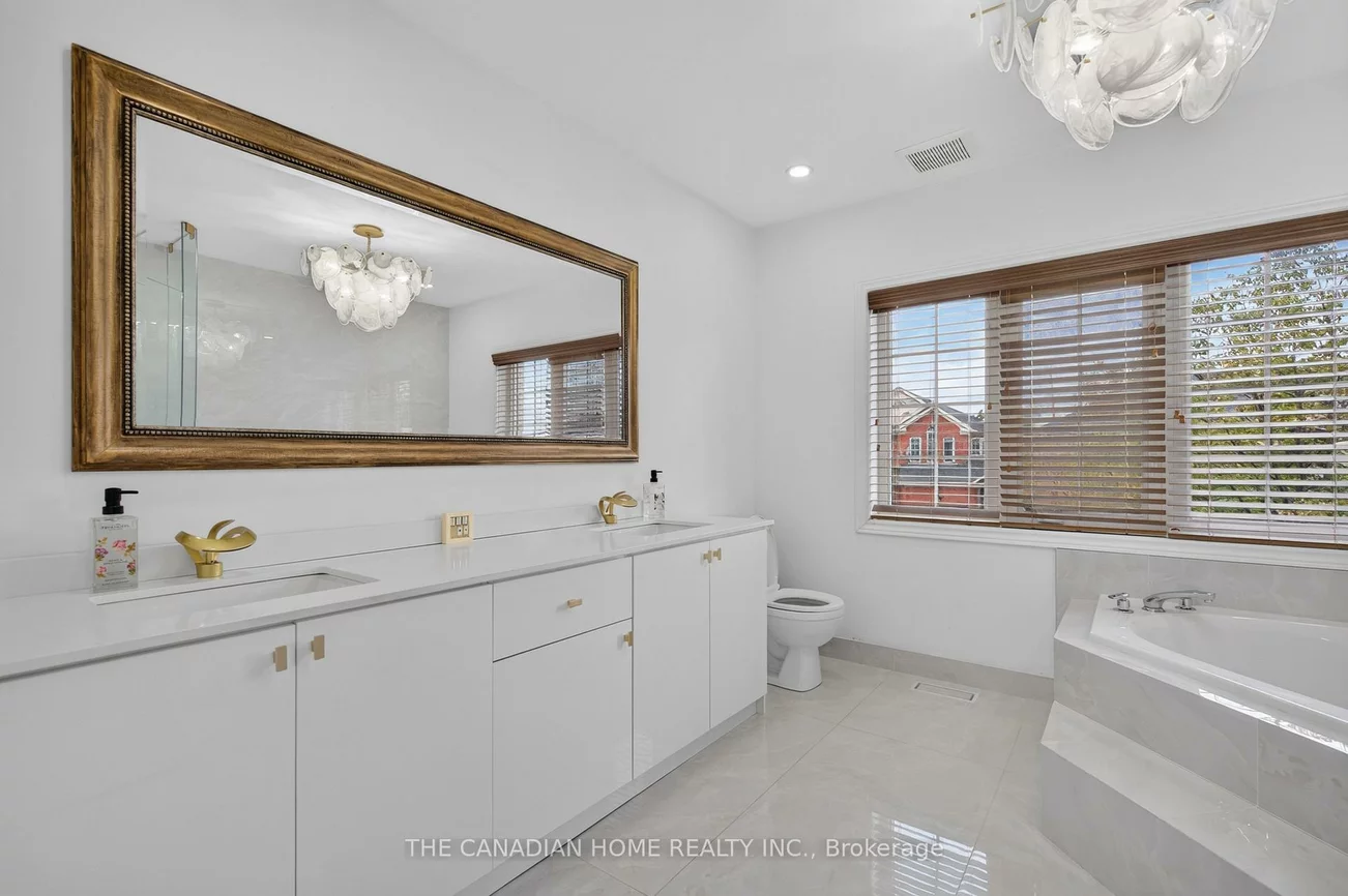 63, Humbershed, Bolton West, Caledon