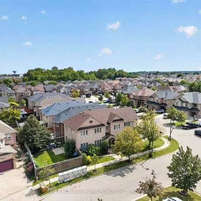 63, Humbershed, Bolton West, Caledon