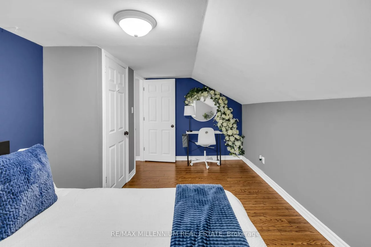 1537, Queen, Alton, Caledon