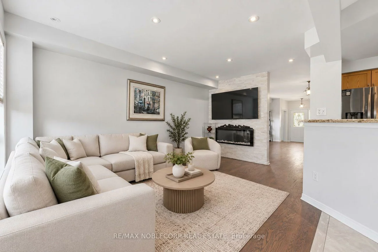 88, Humbershed, Bolton West, Caledon