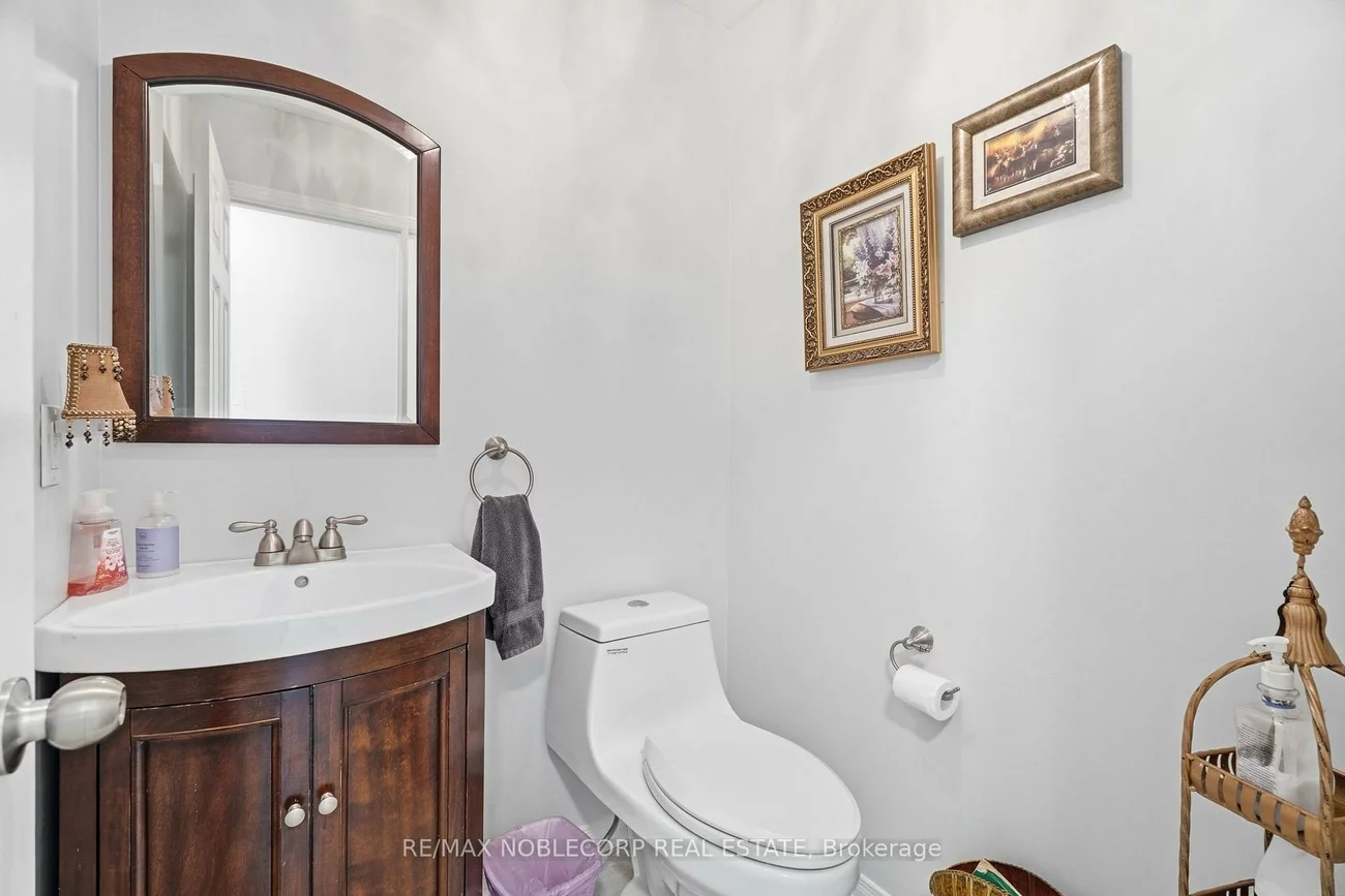 88, Humbershed, Bolton West, Caledon