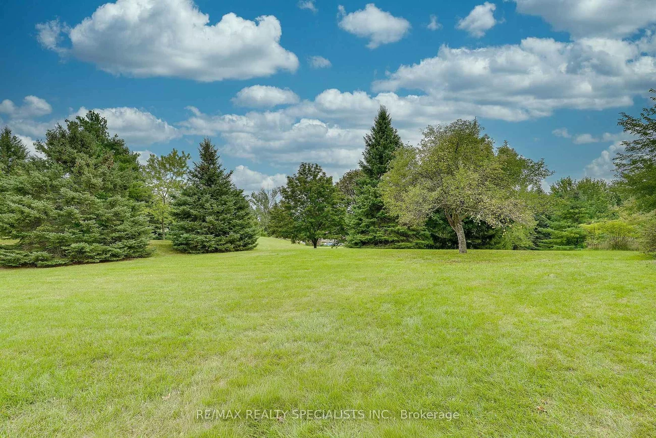 44, George, Caledon East, Caledon