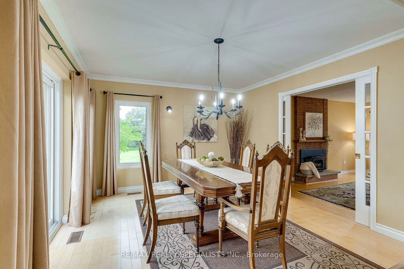 44, George, Caledon East, Caledon
