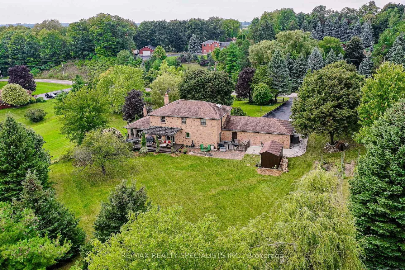 44, George, Caledon East, Caledon