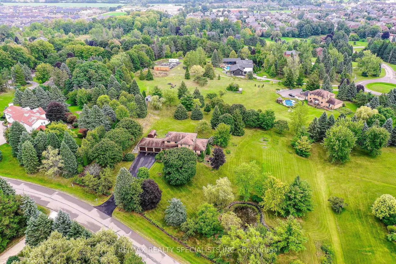 44, George, Caledon East, Caledon