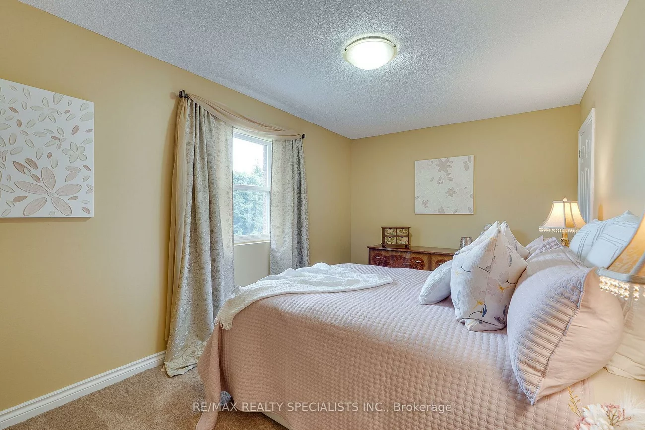 44, George, Caledon East, Caledon