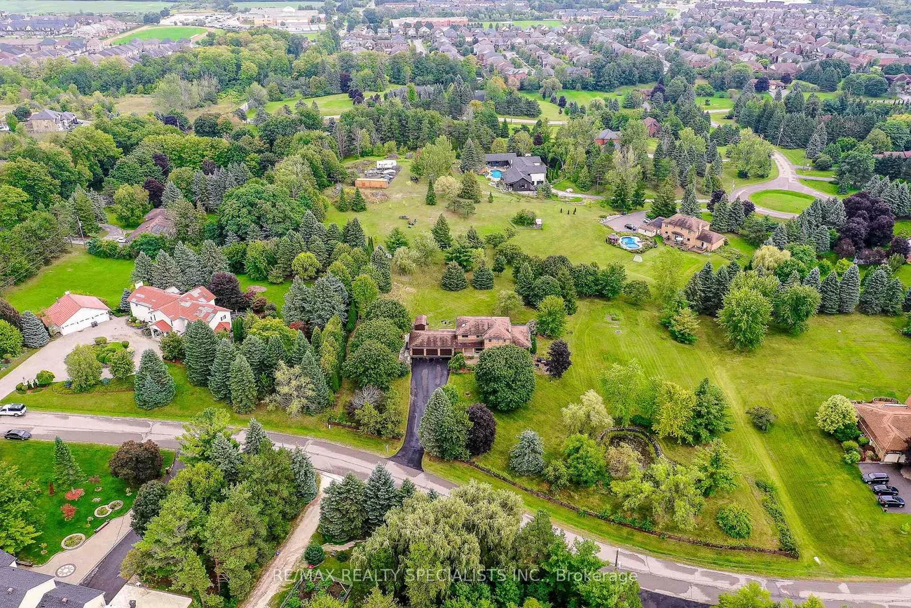 44, George, Caledon East, Caledon