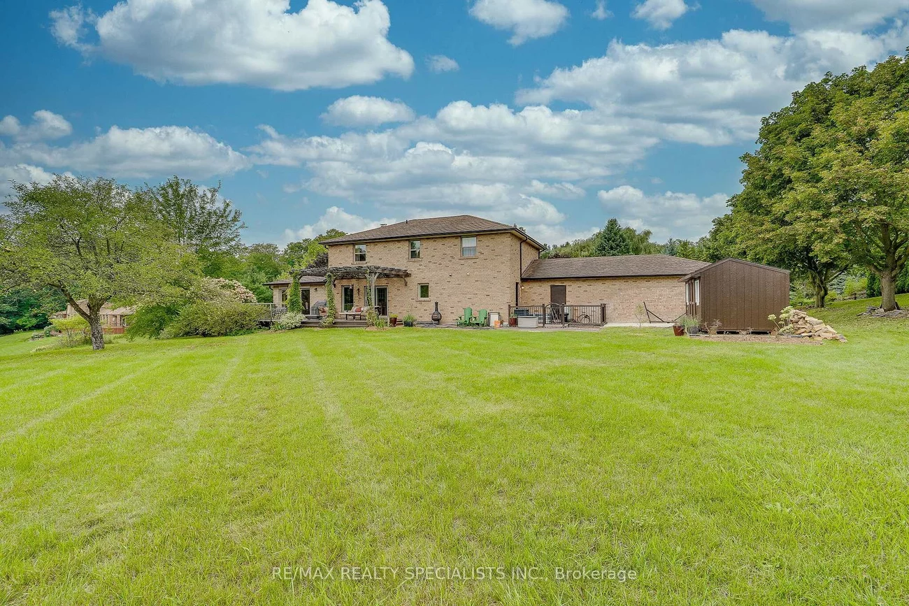 44, George, Caledon East, Caledon