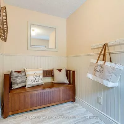 44, George, Caledon East, Caledon
