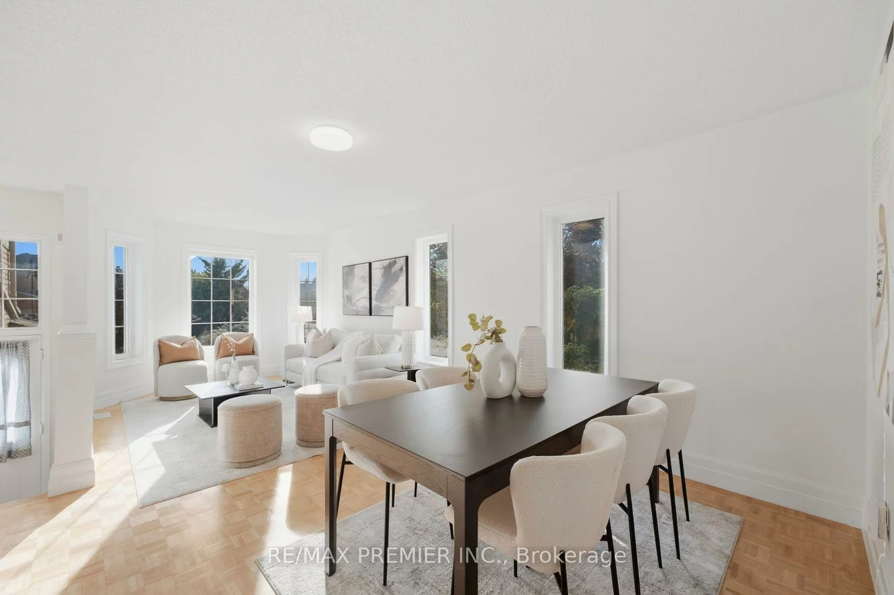 9, Sant Farm, Bolton East, Caledon