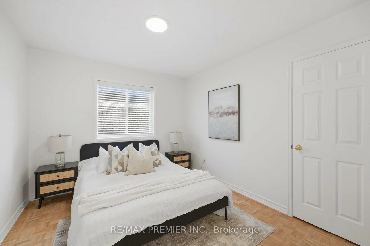 9, Sant Farm, Bolton East, Caledon