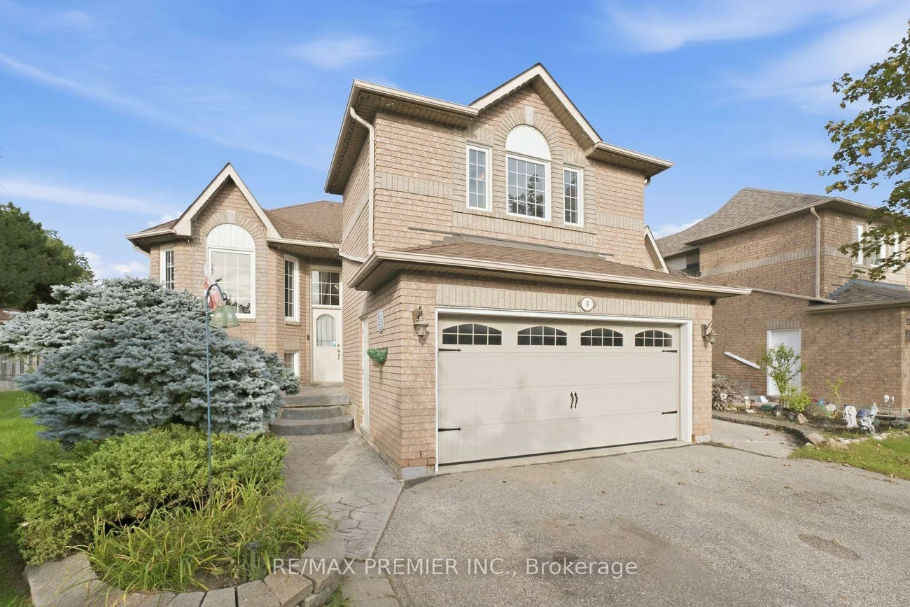 9, Sant Farm, Bolton East, Caledon