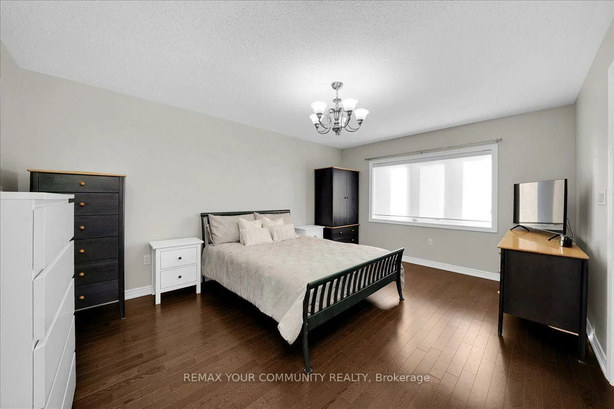 6, Cuddles, Bolton East, Caledon