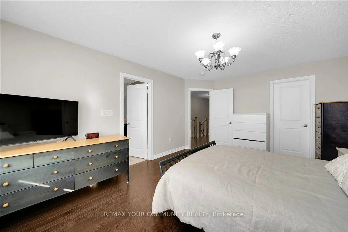 6, Cuddles, Bolton East, Caledon
