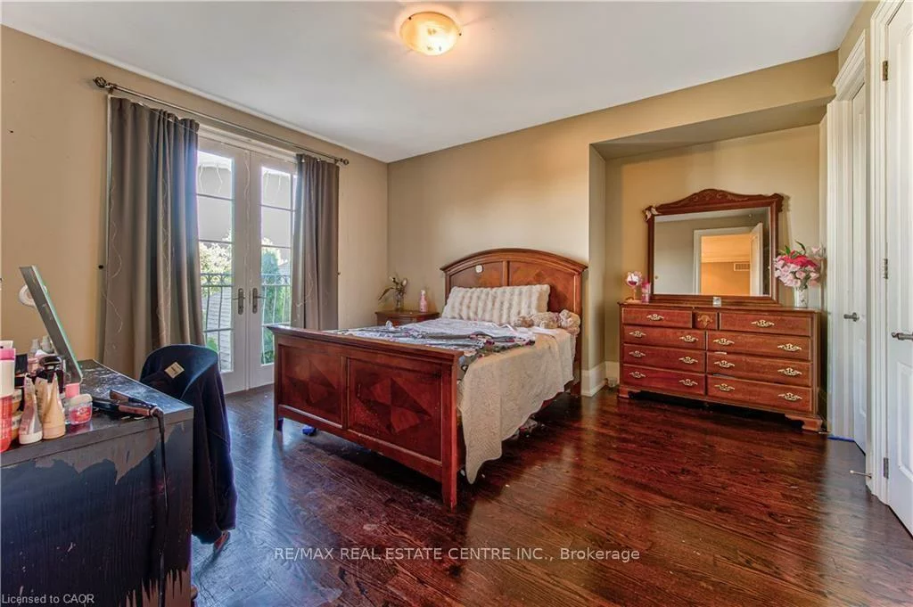 330, Macdonald, Inglewood, Caledon