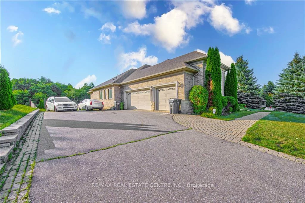 330, Macdonald, Inglewood, Caledon
