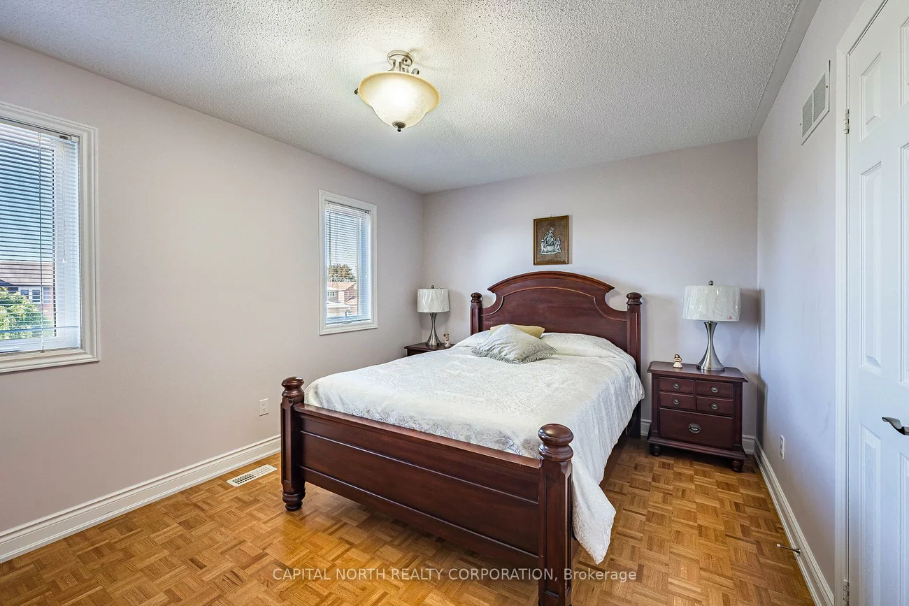11, Pembrook, Bolton East, Caledon