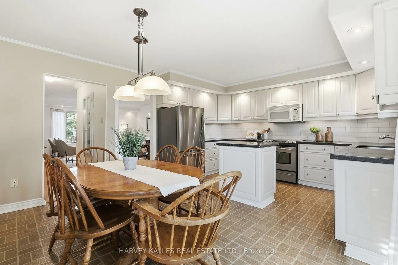 310, Newlove, Bolton East, Caledon