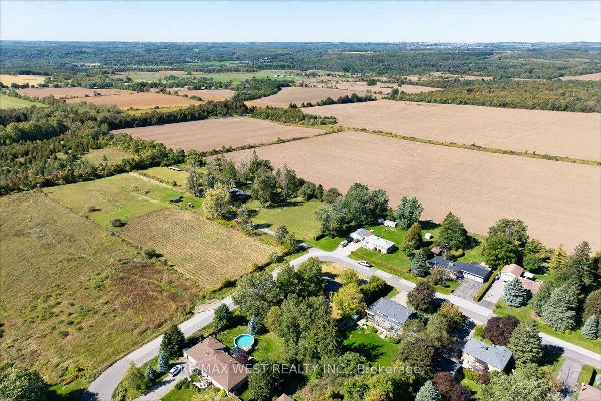 17, Heather, Rural Caledon, Caledon