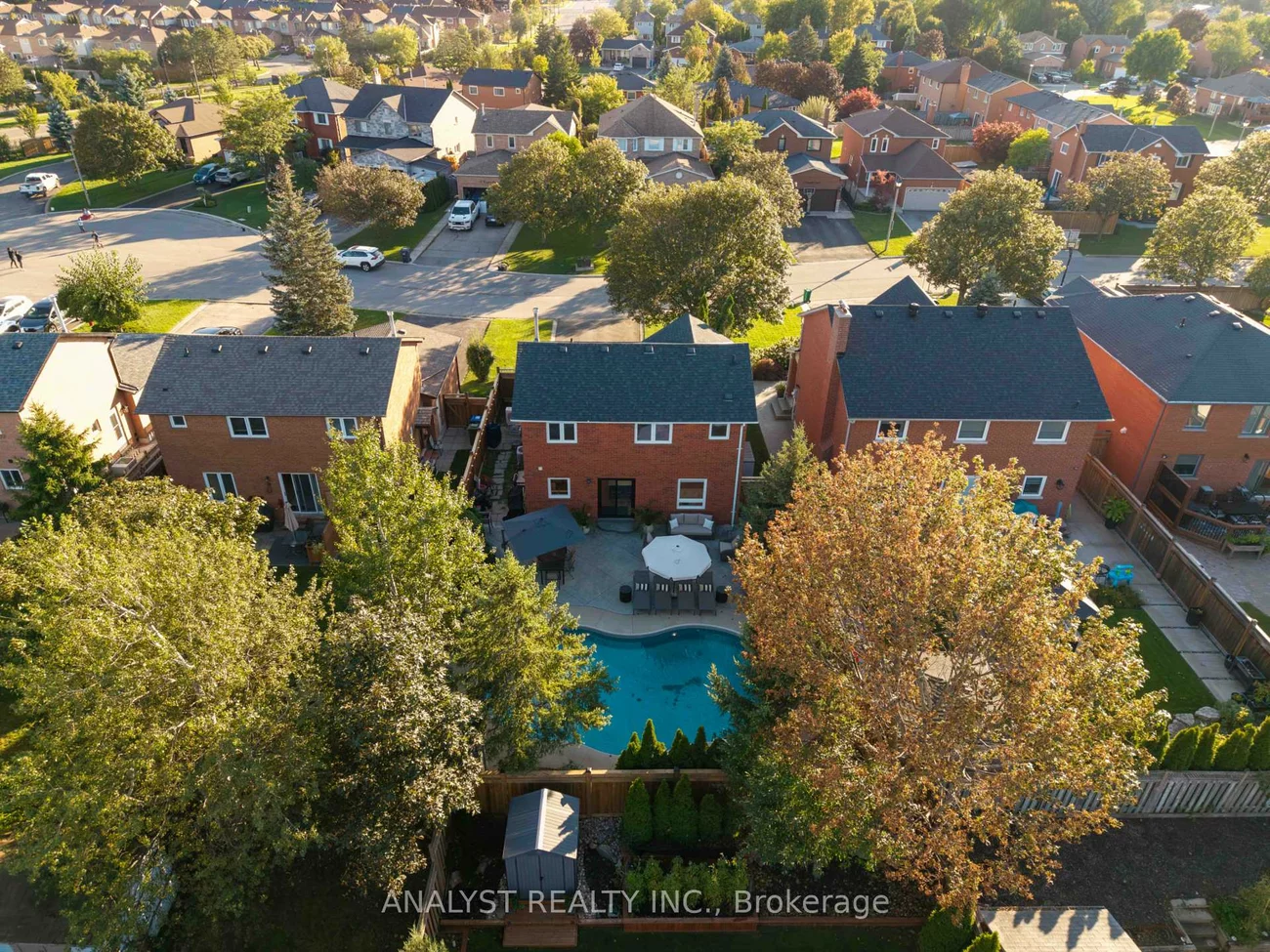 7, Compton, Bolton East, Caledon