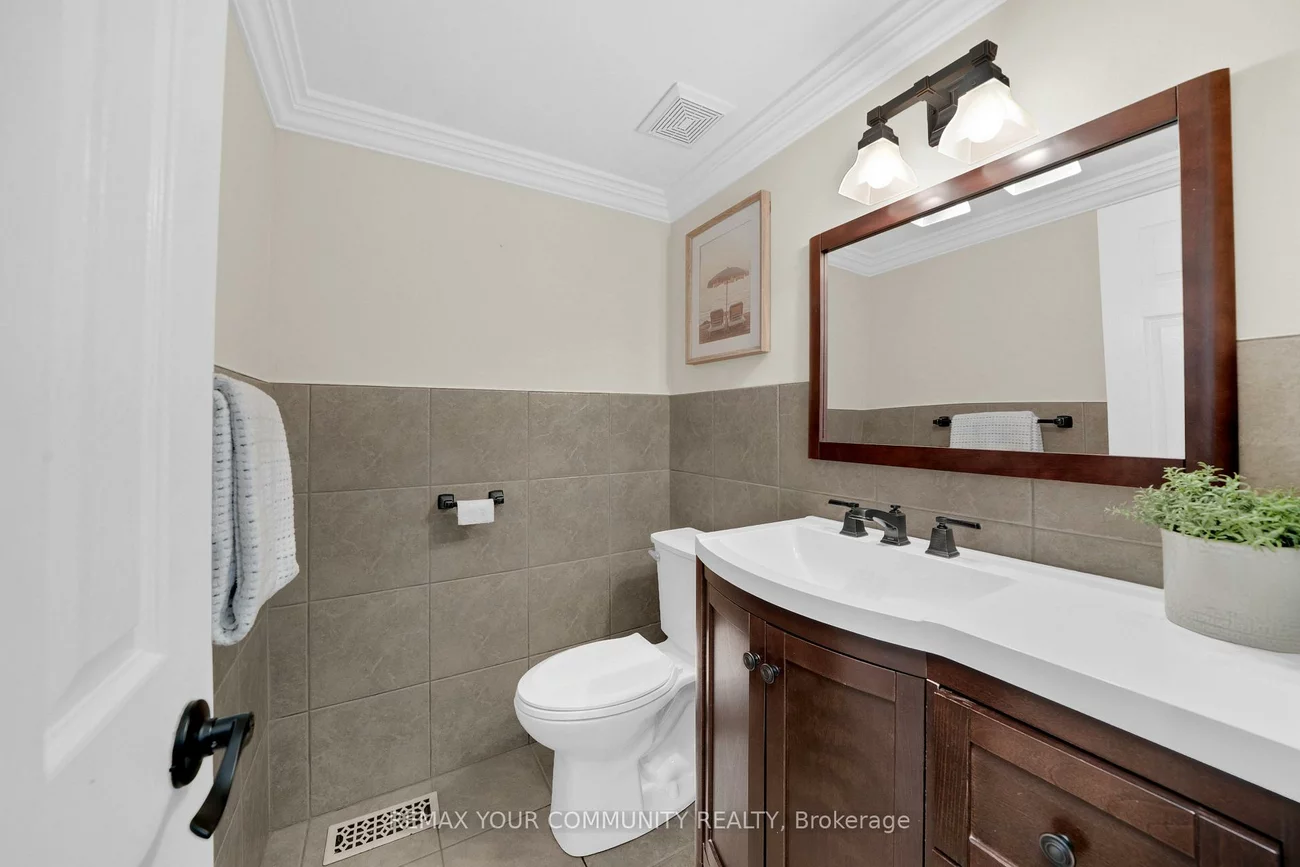 118, Waterbury, Bolton East, Caledon