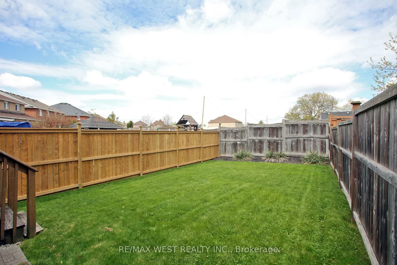115, Grapevine, Bolton West, Caledon