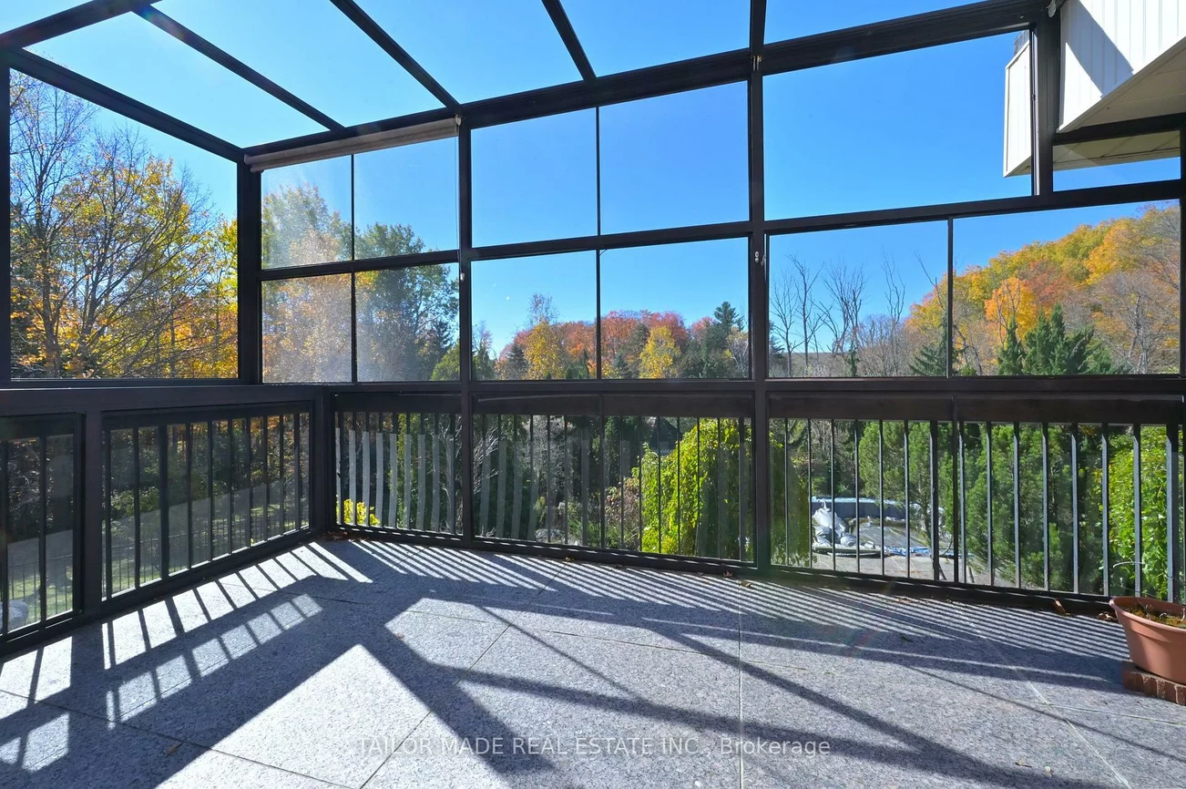 40, Walton, Palgrave, Caledon