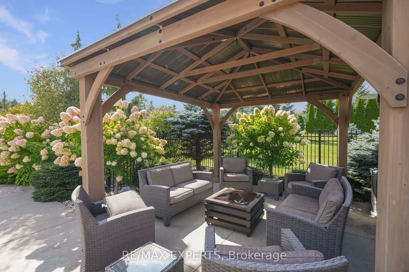 4, Woodlot, Palgrave, Caledon