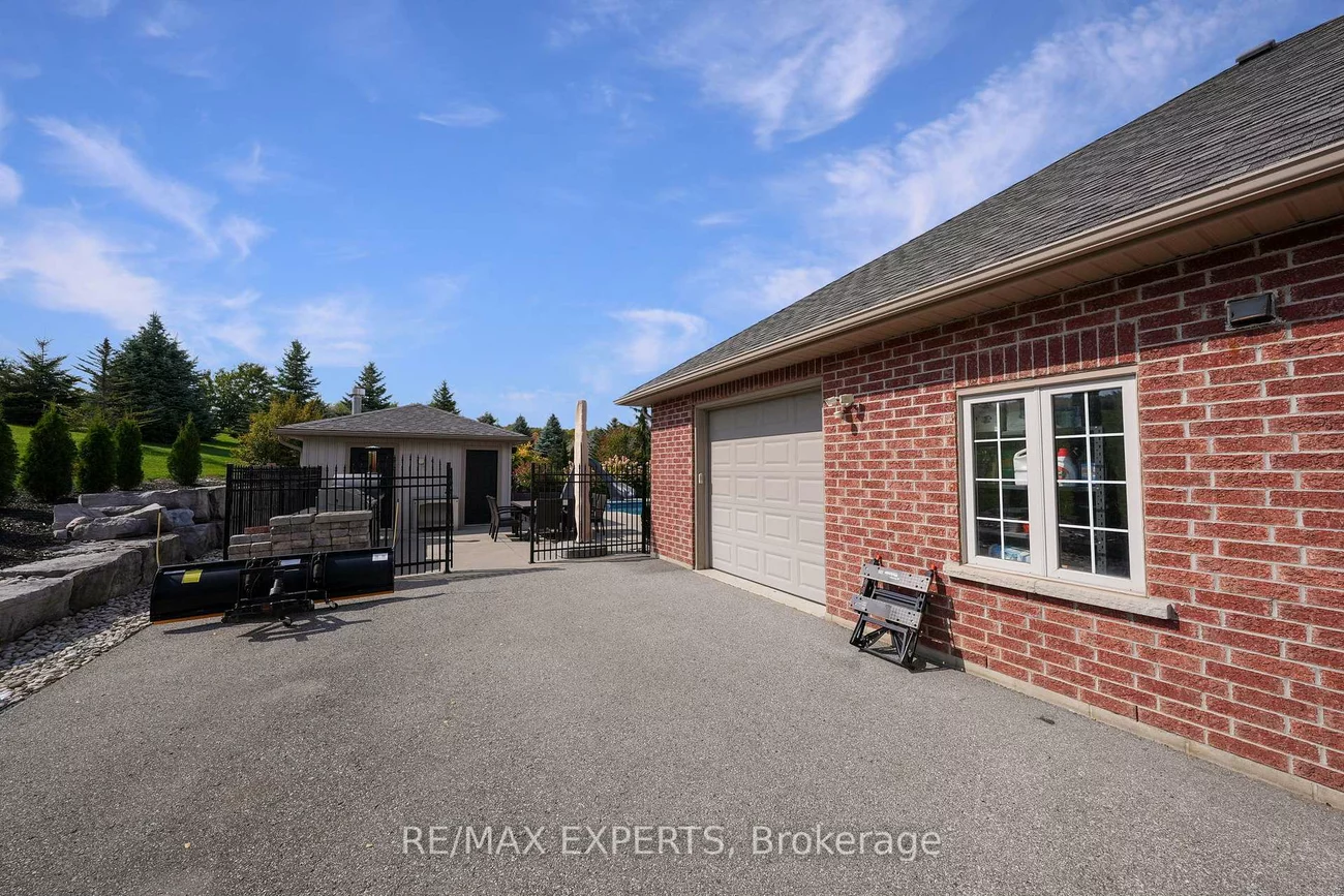 4, Woodlot, Palgrave, Caledon