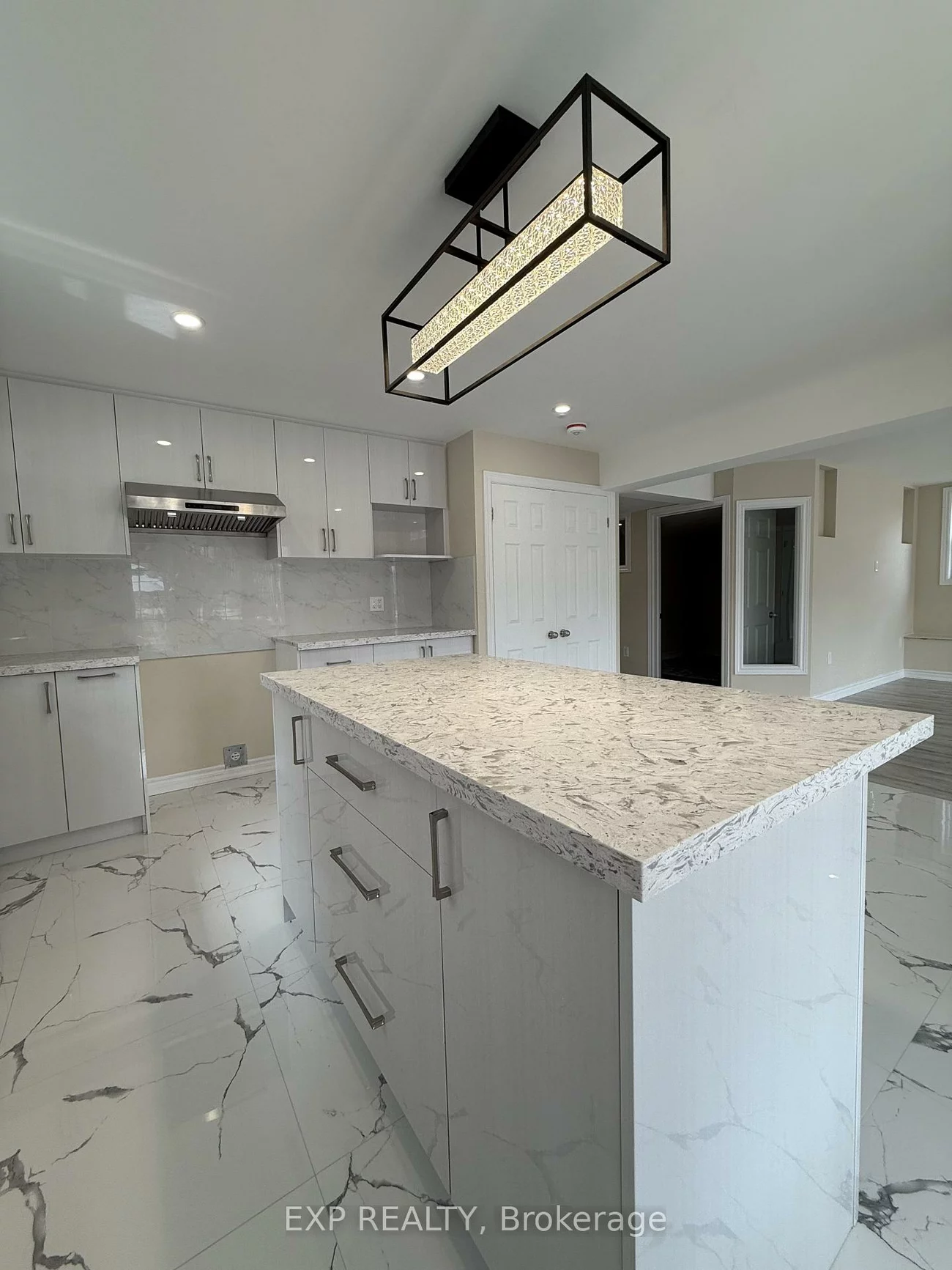 33, Hydrangea, Holland Landing, East Gwillimbury