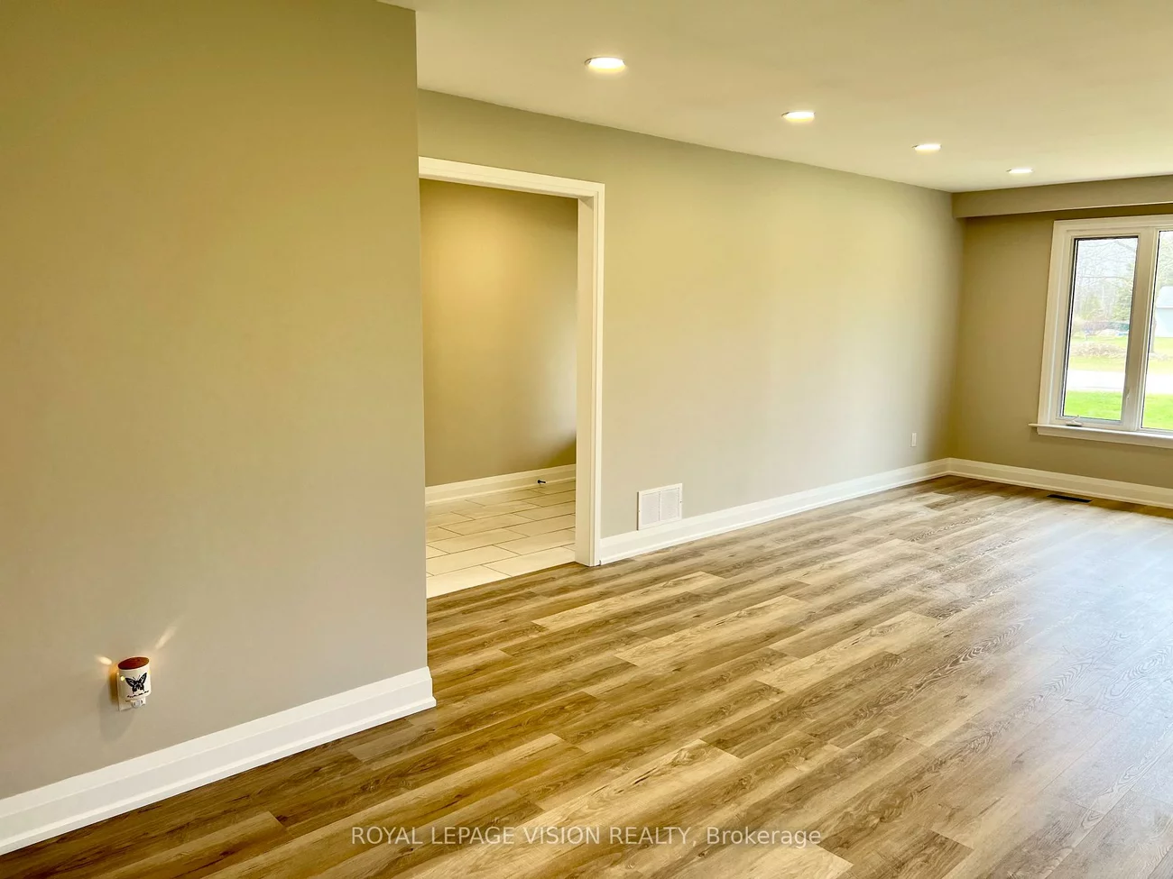 20523, Yonge, Holland Landing, East Gwillimbury