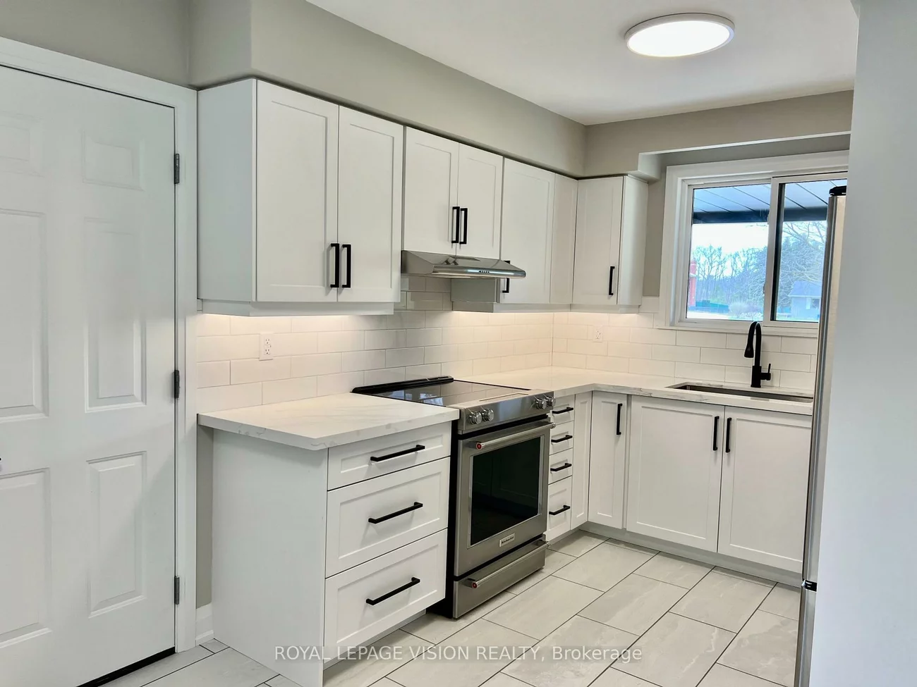 20523, Yonge, Holland Landing, East Gwillimbury