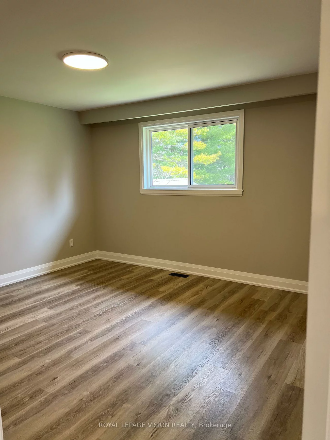 20523, Yonge, Holland Landing, East Gwillimbury