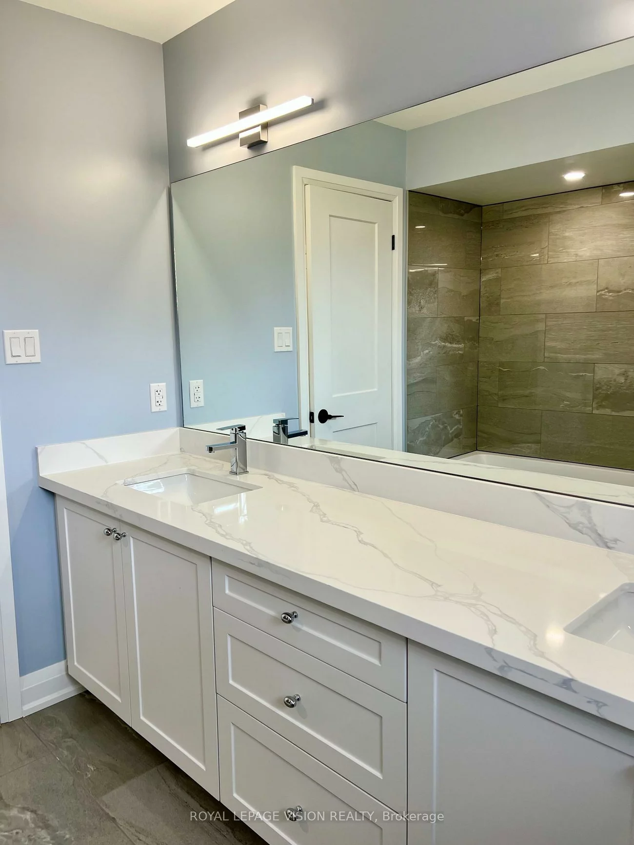 20523, Yonge, Holland Landing, East Gwillimbury