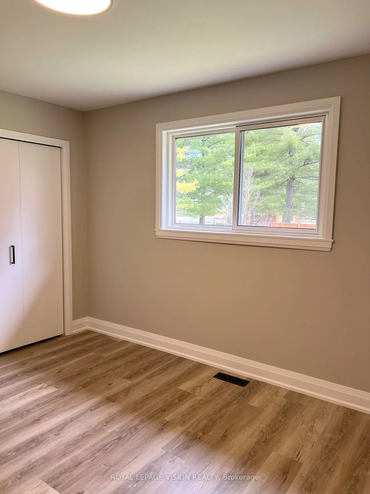 20523, Yonge, Holland Landing, East Gwillimbury