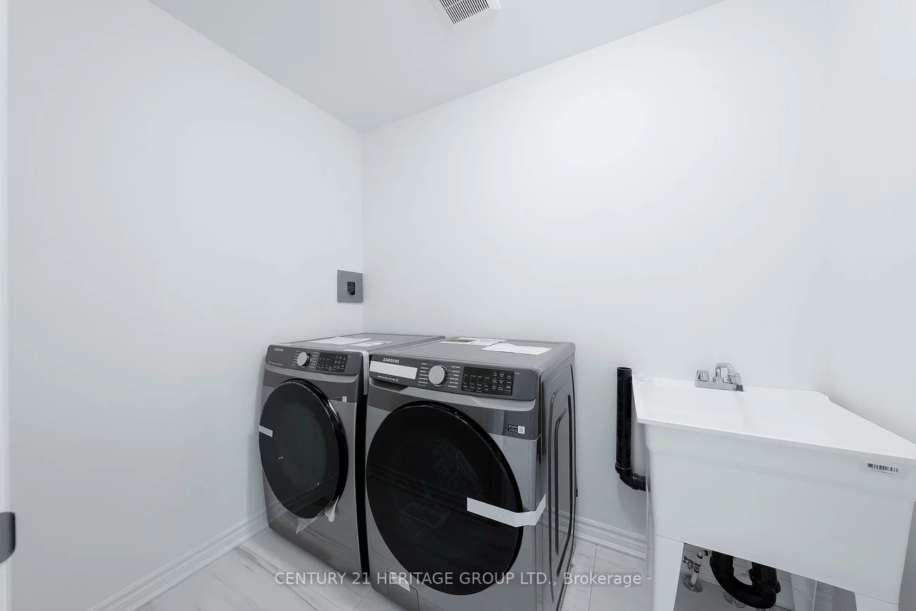 44, Beechborough, Sharon, East Gwillimbury