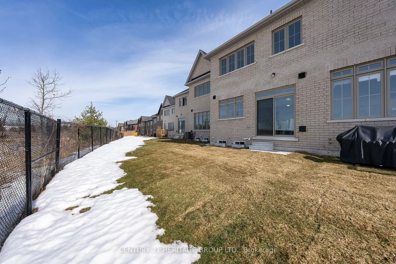 44, Beechborough, Sharon, East Gwillimbury