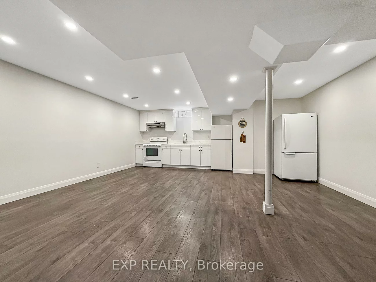 110, Frank Kelly, Holland Landing, East Gwillimbury