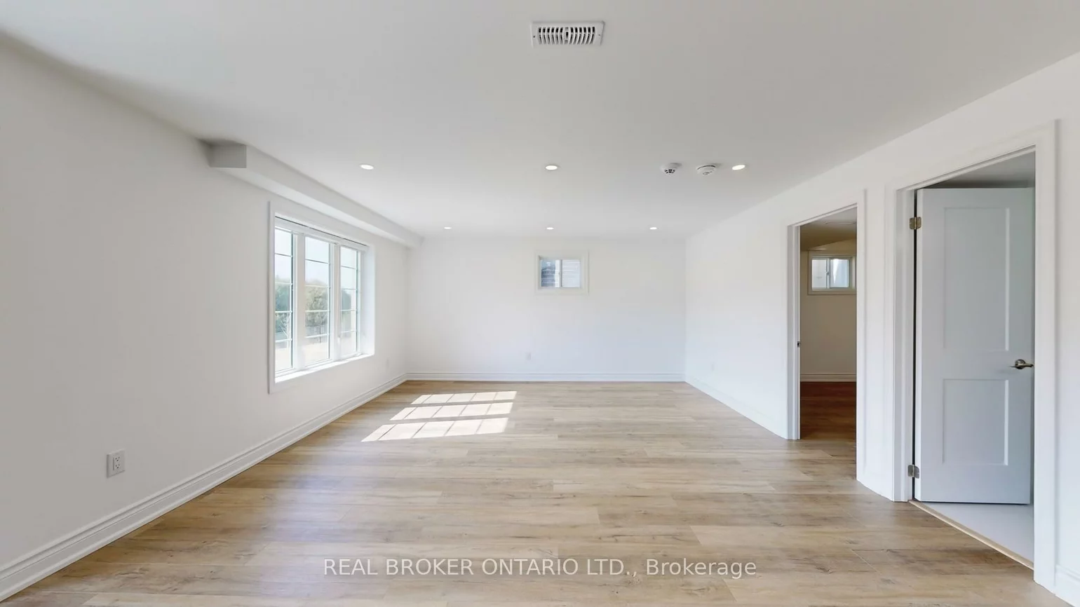 49, Kenneth Ross, Sharon, East Gwillimbury
