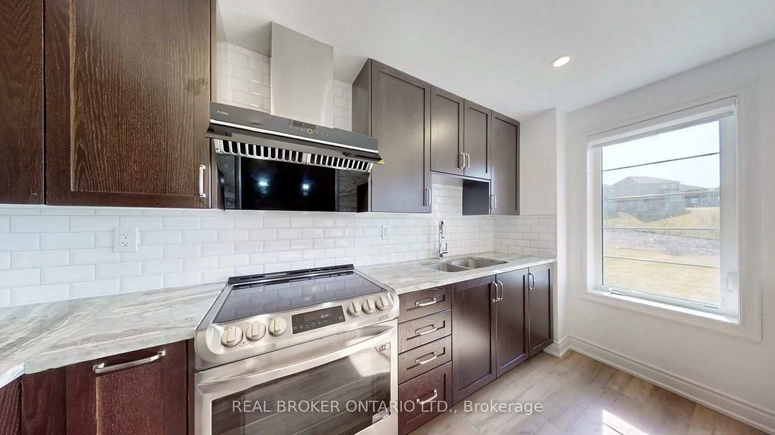 49, Kenneth Ross, Sharon, East Gwillimbury